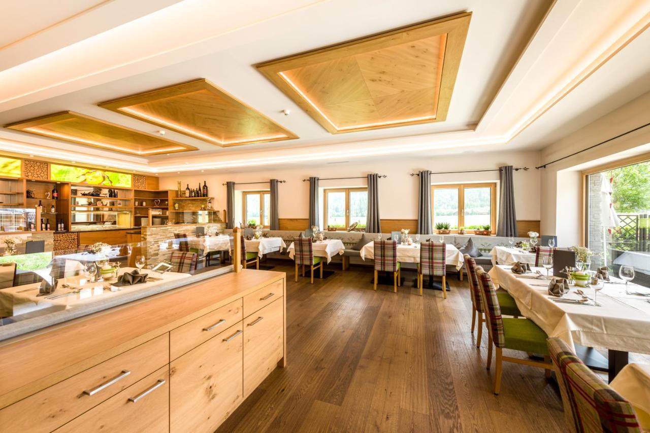 Wohlfühlhotel Berg Heil Holzgau Exterior foto