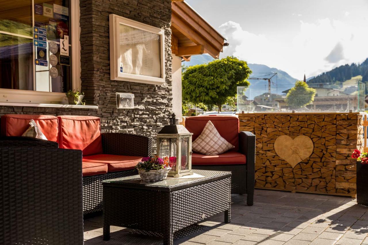 Wohlfühlhotel Berg Heil Holzgau Exterior foto